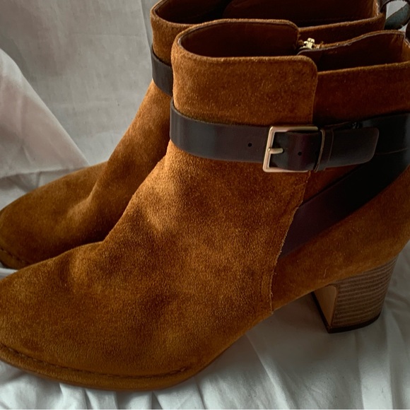 Clarks Women's Suede Ankle Booties in Rich Brown with Dark Strap - Picture 2 of 7